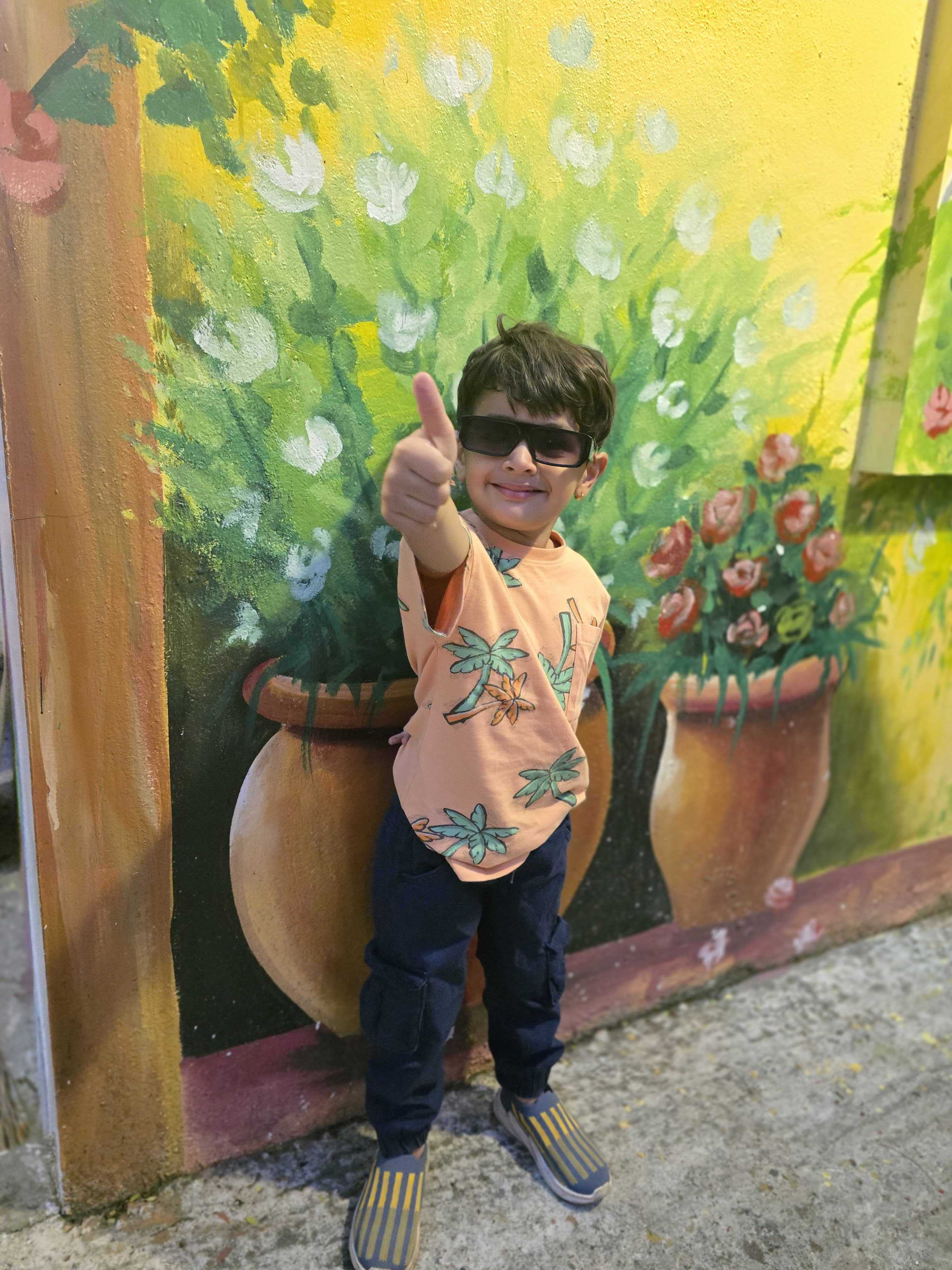 Akshar giving thumbs up